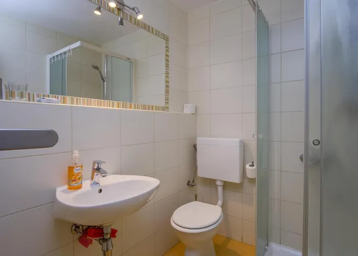 By The Sea Nerezine, Losinj - 18734 Apartment Nerezine